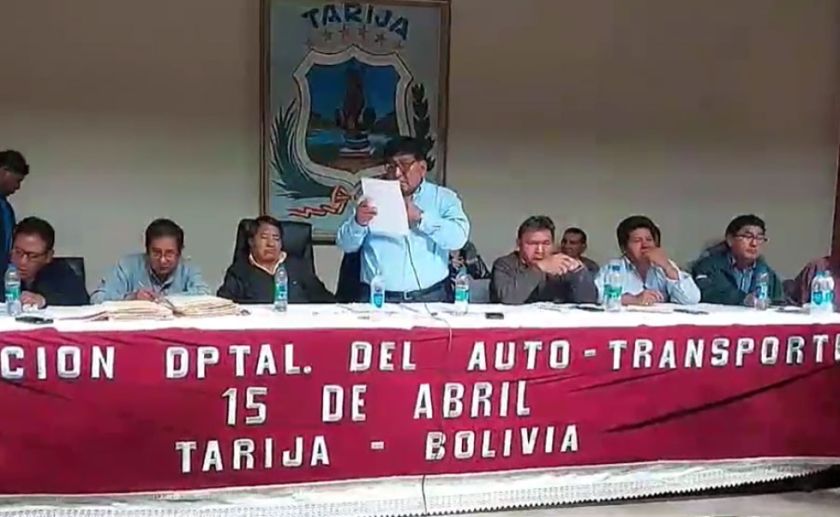 Transportistas declaran paro nacional el jueves 1 de agosto por la escasez de diésel