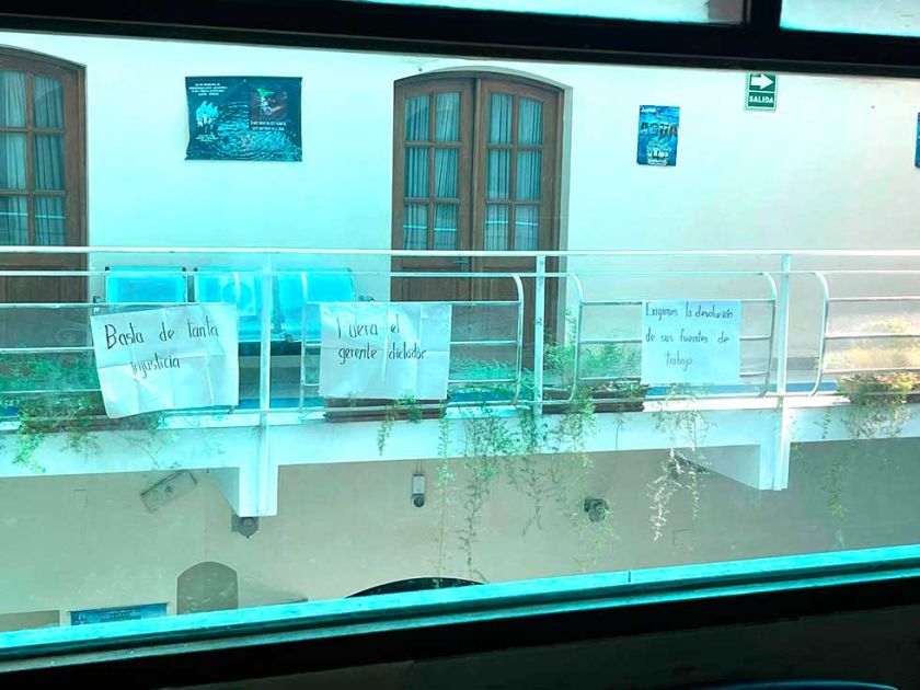 Esposas de despedidos de Aapos demandan su retorno a la institución