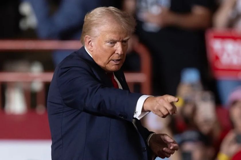 Trump afirma que las elecciones en Venezuela “no fueron libres” y culpa a Kamala Harris