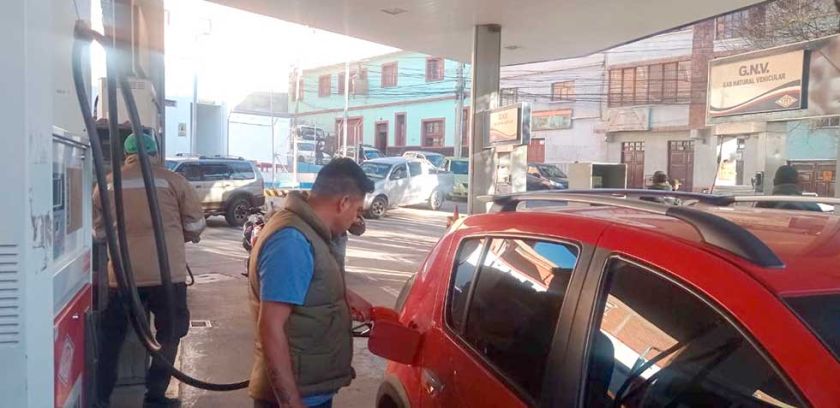 Transporte suspendió bloqueo a la espera de los carburantes