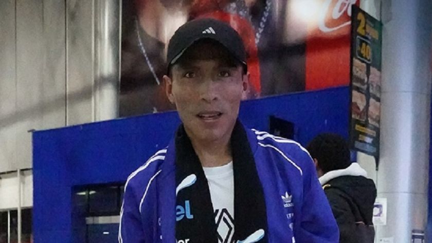 COB confirma retraso de Garibay: Se demoró al pedir una alimentación especial en Bogotá