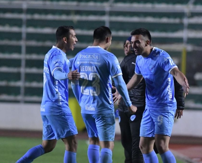 Sufrido triunfo de Bolívar sobre Wilstermann por 2-0 para seguir líder solitario