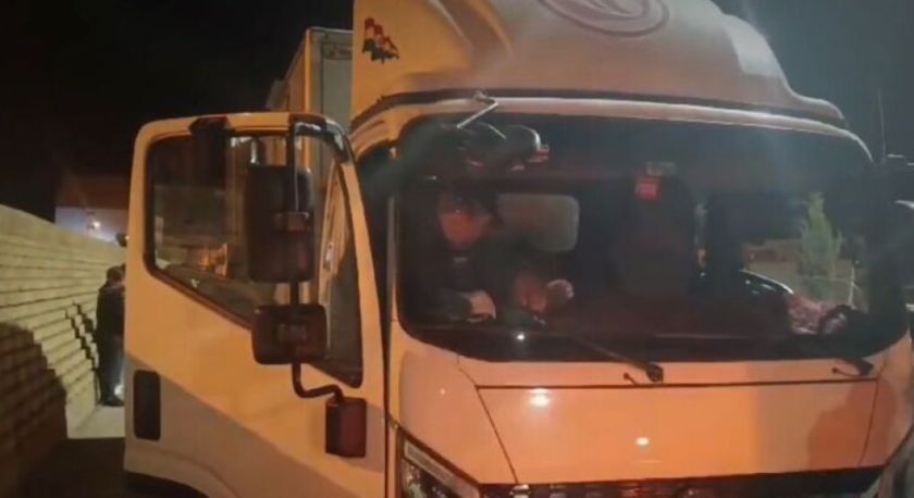 Sucre: Incautan camión que transportaba más de 1.000 litros de gasolina en turriles