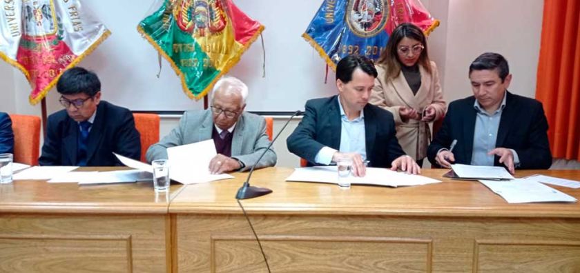 UATF y Alcira acuerdan desarrollar procesos en educación y producción