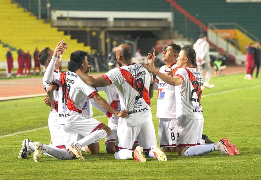 La banda roja centra su mirada en Gualberto Villarroel