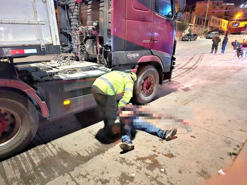 Ciudadano pierde la vida tras ser arrollado por tráiler en avenida Canadá