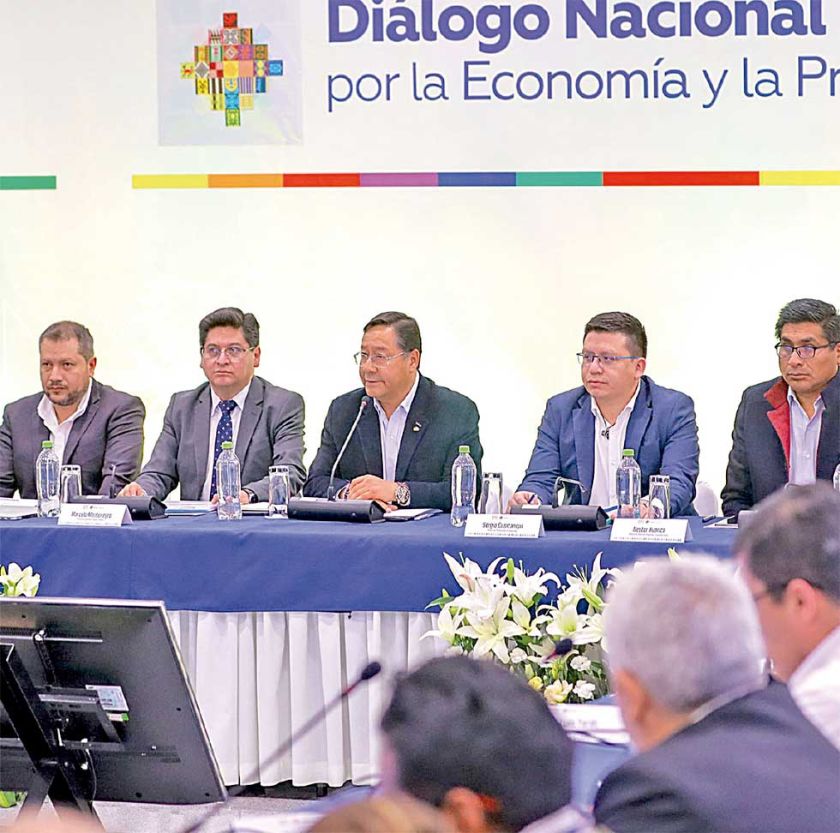 Diálogo: Gobierno y  privados entran en  cuarto intermedio 