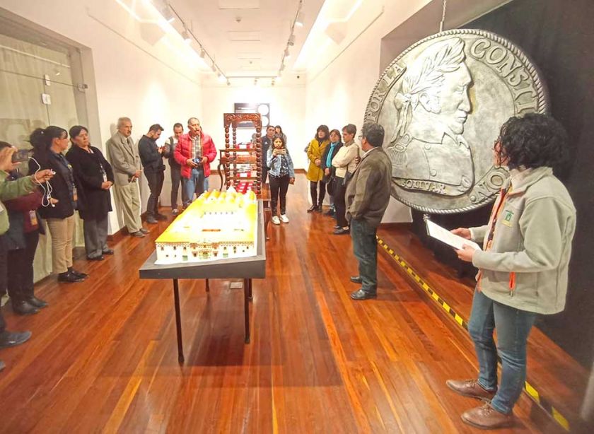 Casa de Moneda lleva muestra de Bolívar en la Numismática 