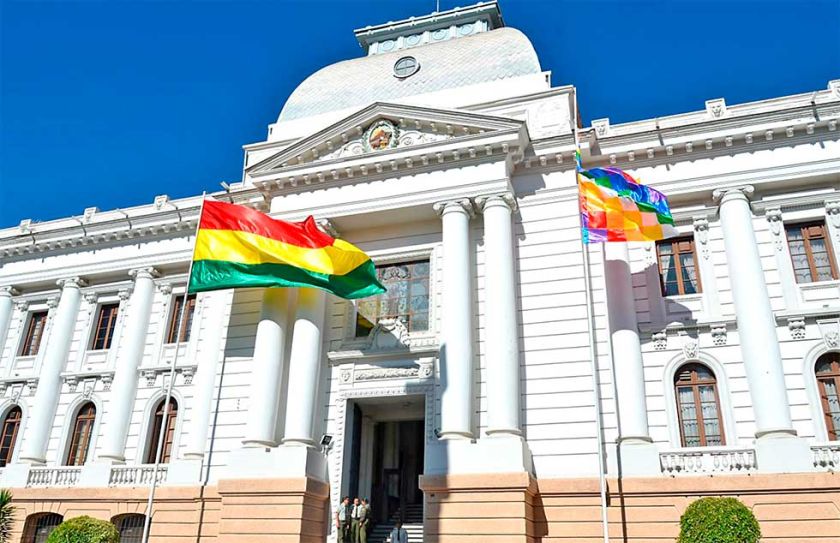 Exdiputado del MAS pedía dinero por adjudicaciones