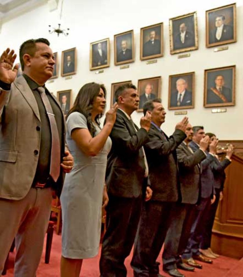 TSJ posesiona vocales; uno de ellos, candidato
