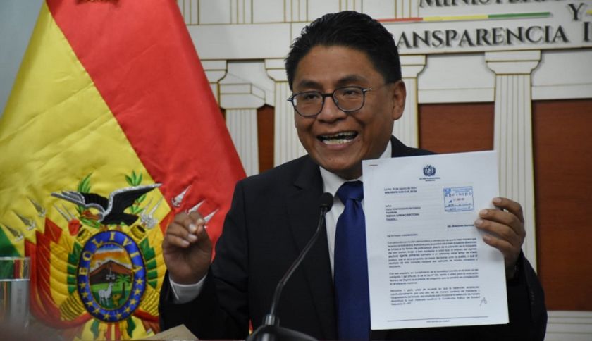 Lima: Si gana el Sí sobre escaños y reelección, debe darse una reforma constitucional