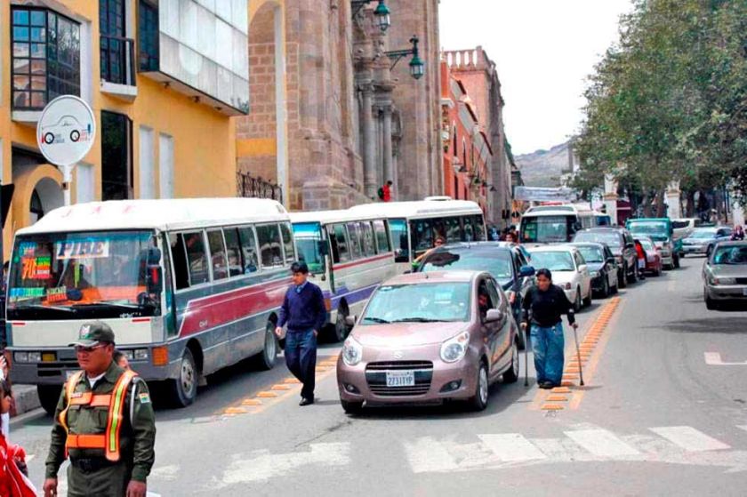 RUAT decomisa 1.135 placas de motorizados en la Villa Imperial