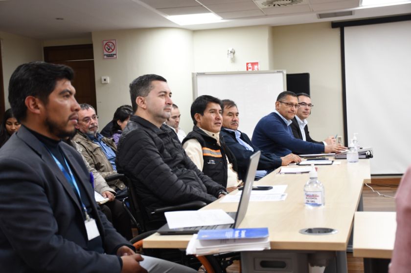 Gobierno y Gobernadores se reúnen para analizar competencias y presupuestos para salud