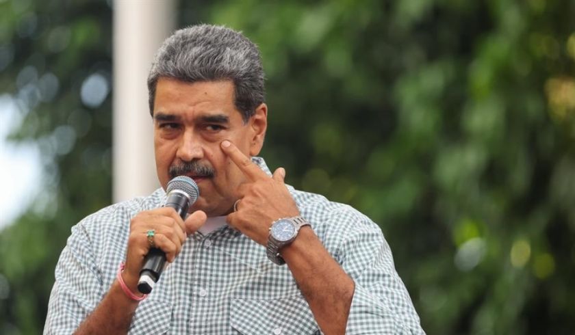 Insólito: Maduro vuelve a adelantar la Navidad en Venezuela