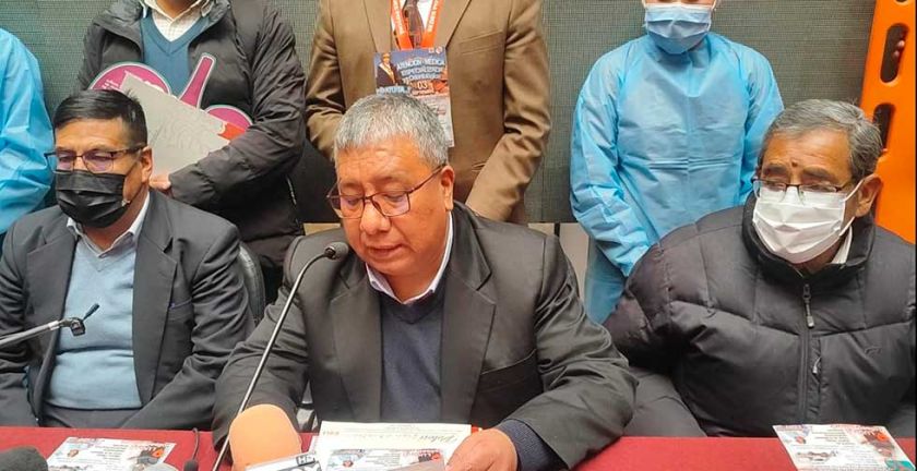Sedes inicia campaña de atención médica en el coliseo Minero