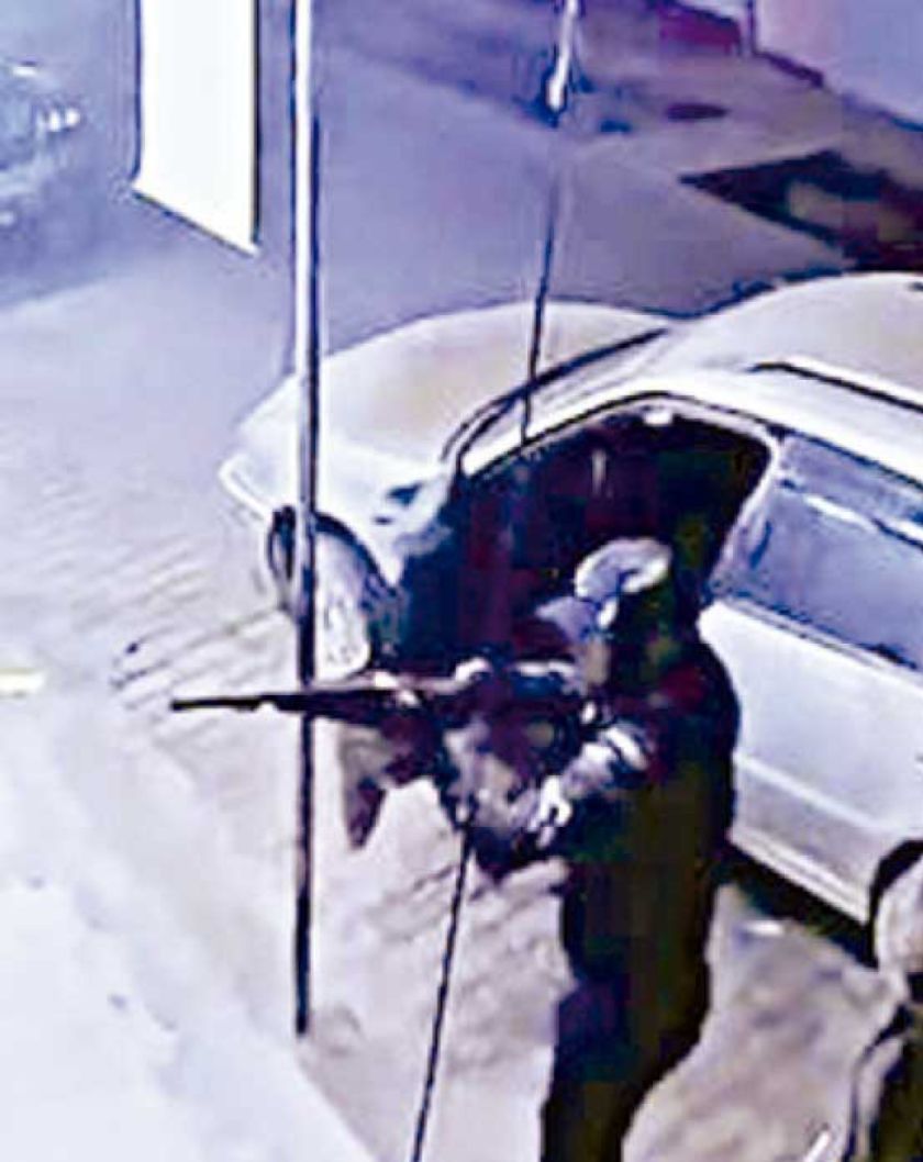 Un hombre enfrentó a cuatro delincuentes