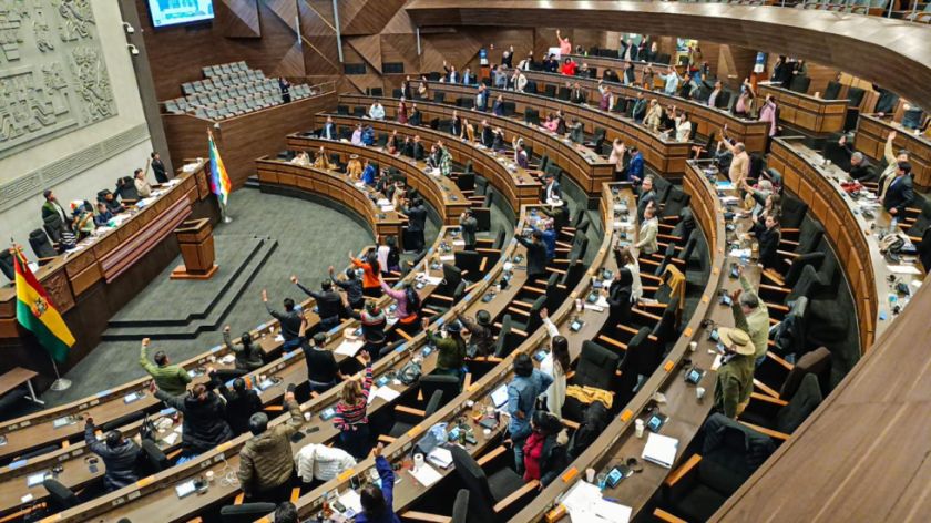 Vocal Tahuichi prevé que el TSE tendrá la redistribución de escaños en dos días