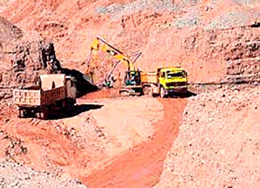 Minería ilegal del oro implementa explotación móvil en río San Juan