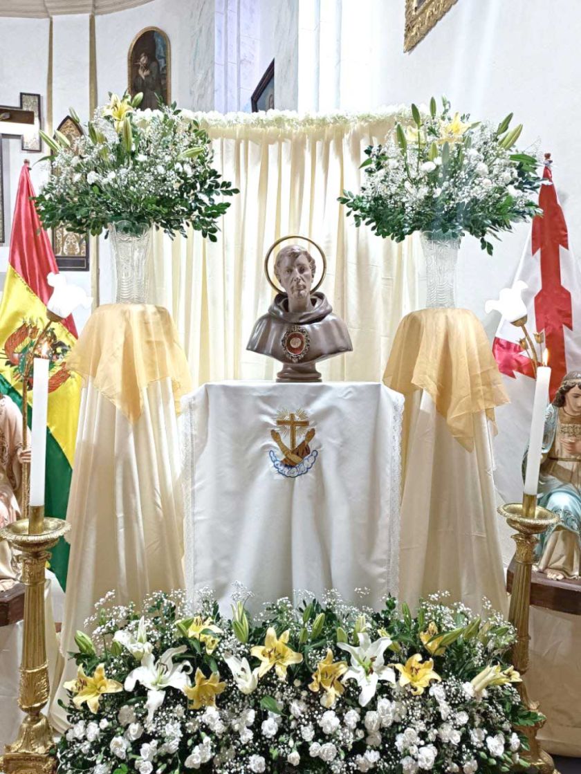 Las reliquias de San Francisco estarán en el templo esta tarde