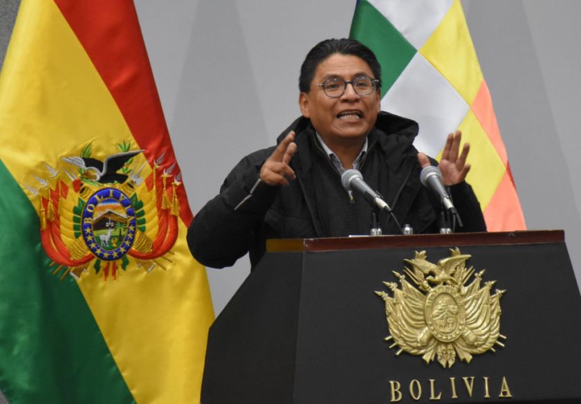 Ivan Lima anuncia procesos contra gente que destruyó la inocencia de niñas y le robó al pueblo boliviano