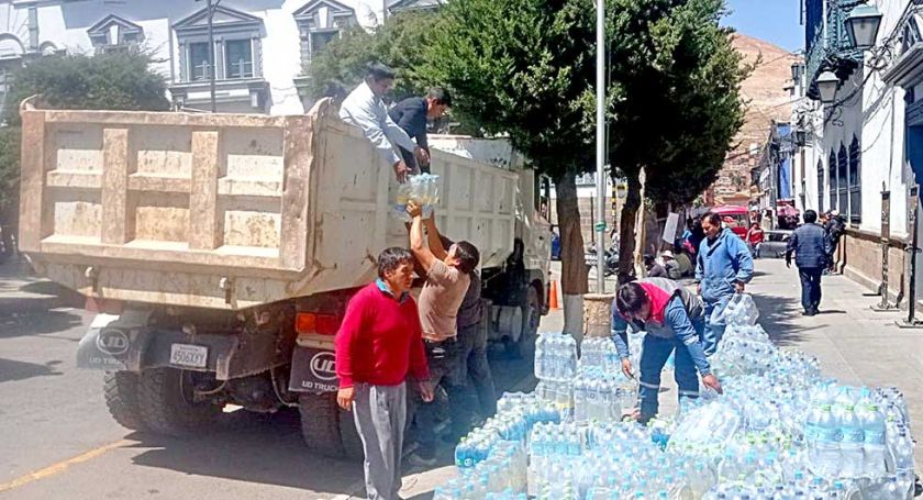 La Gobernación dio aportes a San Ignacio de Velasco