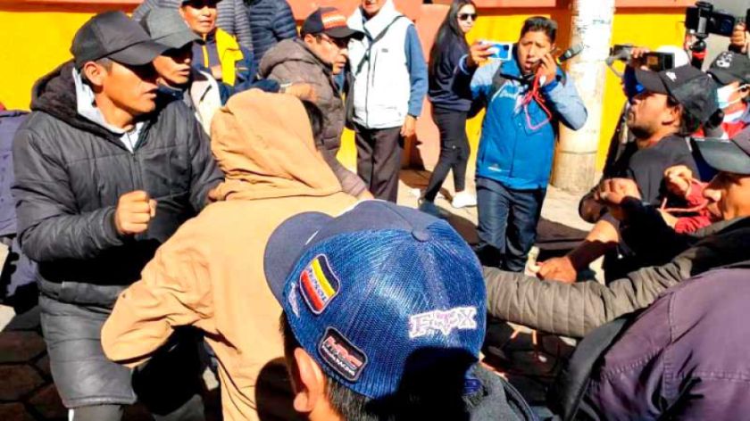 Vecinos no permitirán el incremento de pasajes  en micros y minibuses