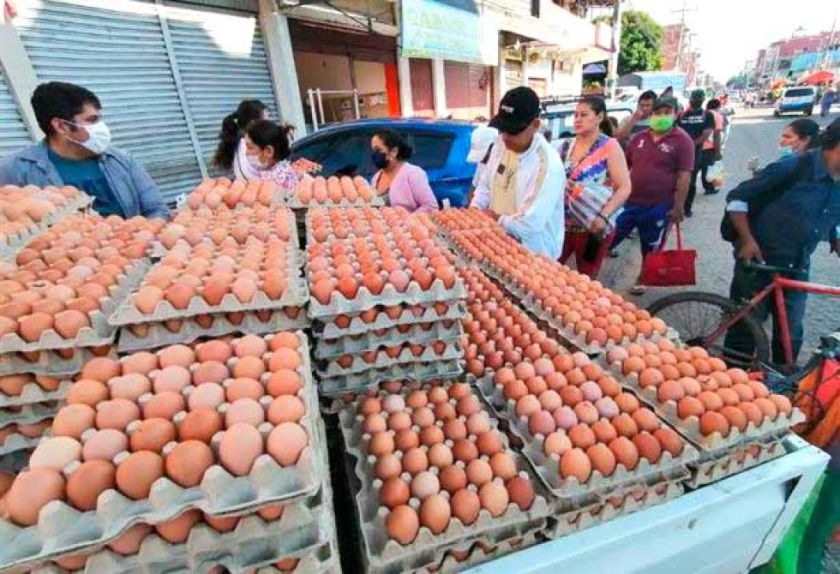 Más de 8 millones de huevos por semana se van de contratando a Perú