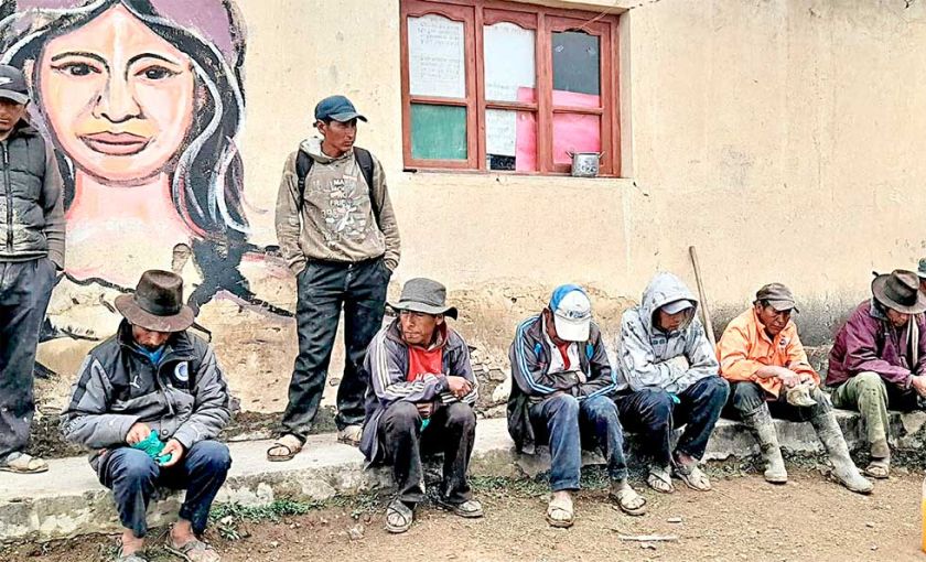 Muere una mujer al ser arrastrada por el agua