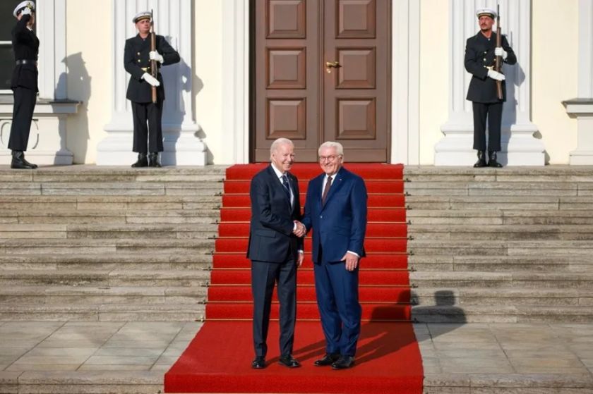 Biden y Scholz afirman que la muerte de Sinwar abre una puerta a la paz en Gaza