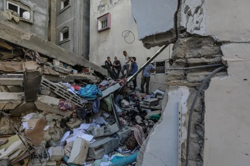 Autoridades reportan al menos 70 muertos por nuevo bombardeo israelí en el norte de Gaza
