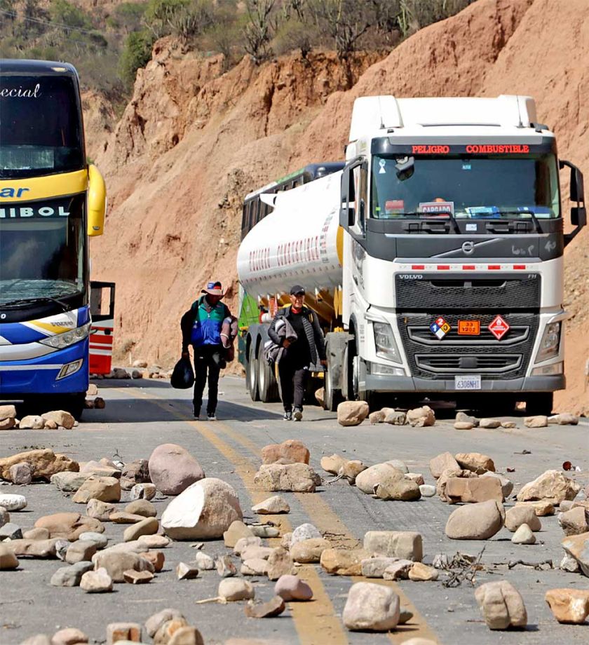 Transporte pesado nacional anuncia un contra-bloqueo
