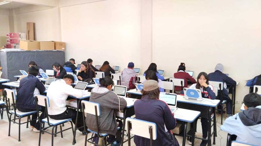 Olimpiadas Científicas evaluarán a cerca de 12 mil alumnos el viernes