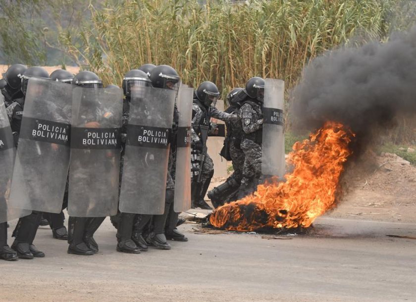 Gobierno alista nuevo operativo policial de desbloqueo y no descarta sumar a las FFAA