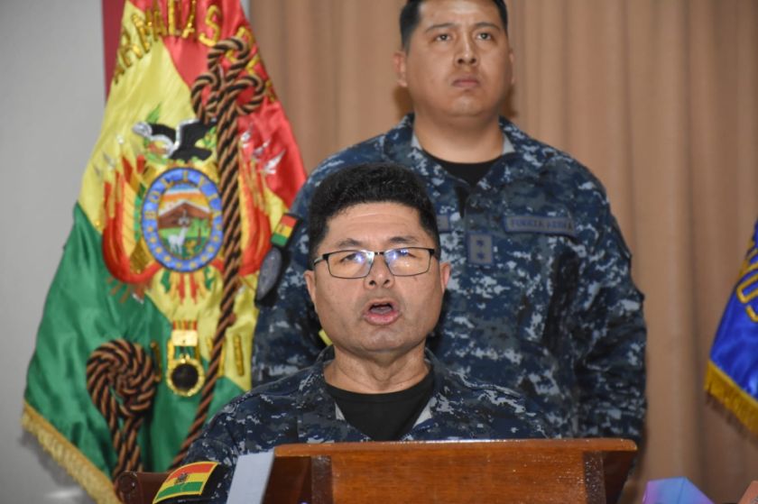 Comandante de las FFAA pide a ‘evistas’ abandonar instalaciones militares: "No toquen a mis soldados ni a sus instructores"