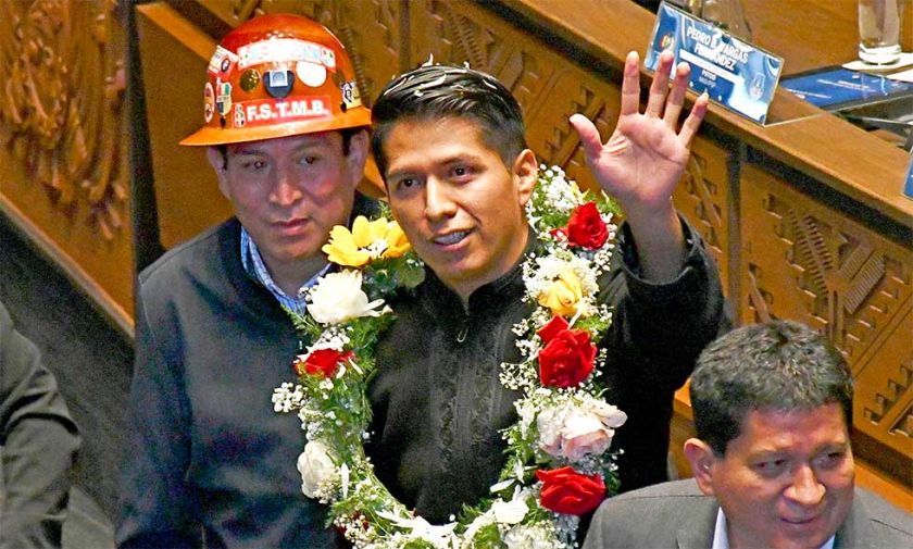 Reeligen al evista Andrónico por quinta vez en el Senado