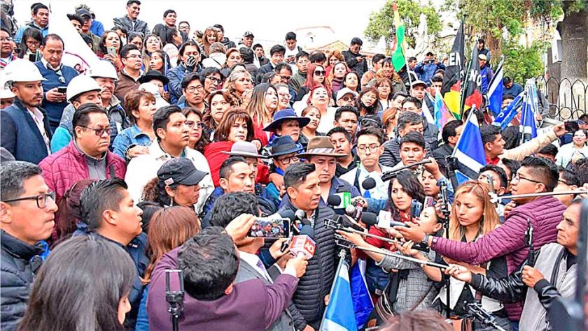 El TCP valida congreso ‘arcista’  y Evo deja de ser jefe del MAS