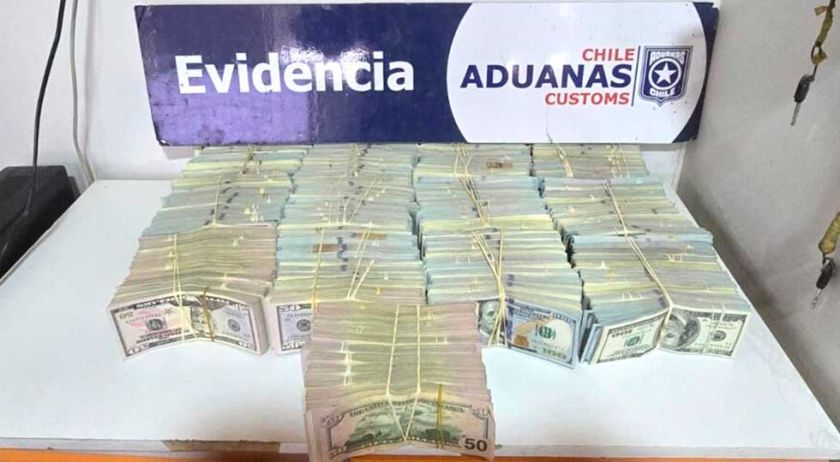 Incautan $us 1,2 millones en un bus que iba a Chile