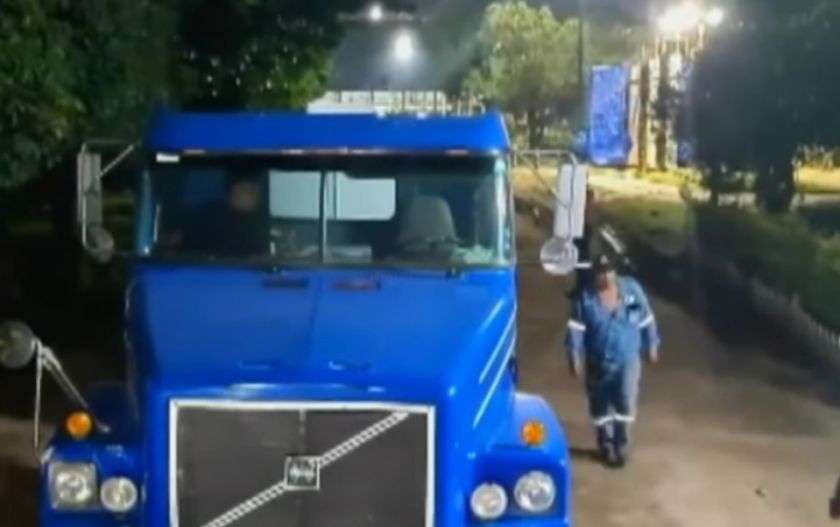 Interceptan cisterna con 20.000 litros de diésel; debía llegar a un surtidor, pero entró a otro predio