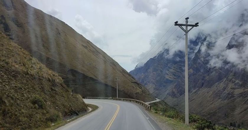 Accidente en los Yungas deja saldo de 14 heridos, algunos son menores de edad