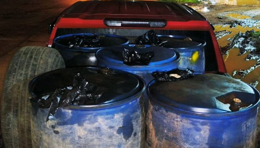 Frenan desvío de 4.000 litros de diésel y aprehenden a cuatro implicados en Riberalta