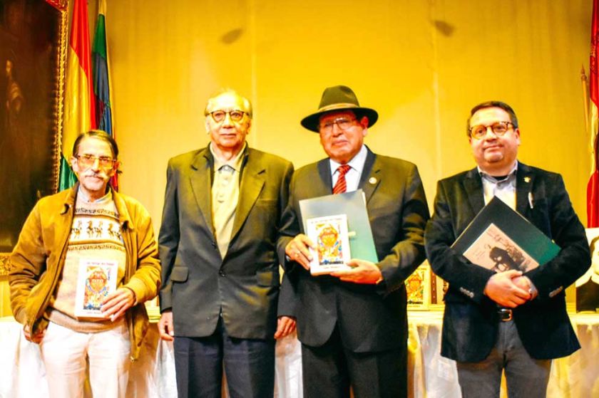 Presentan edición definitiva de "En las tierras del Potosí" de Jaime Mendoza