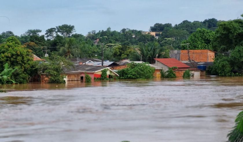 Semanhi emite alerta naranja en siete departamentos por tormentas eléctricas y lluvia