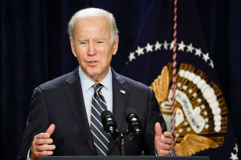 Biden sigue “de cerca” la situación en Siria y está en contacto con sus aliados en Oriente Medio