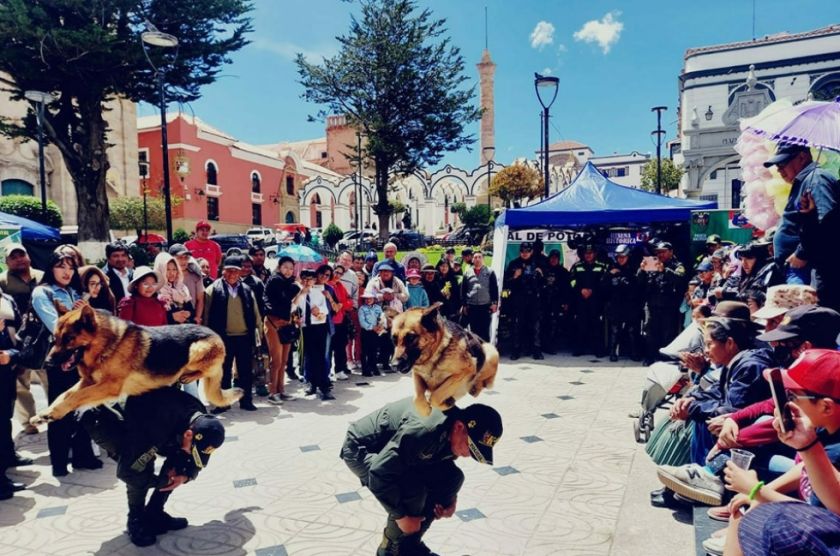 Está prohibido hacer ferias y exposiciones en la Plaza 10 de Noviembre y sus alrededores