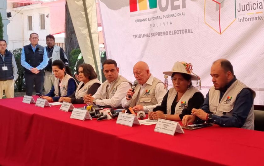 El TSE asegura que difundió información de candidatos judiciales mucho más que en anteriores elecciones