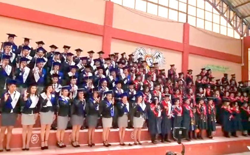 Esfmea concluye sus actividades con graduación de maestros hoy