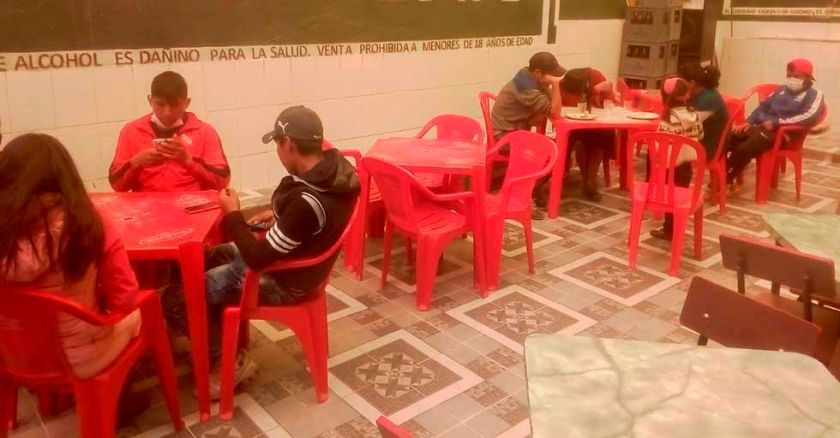 Suspenden las licencias para las actividades que venden alcohol