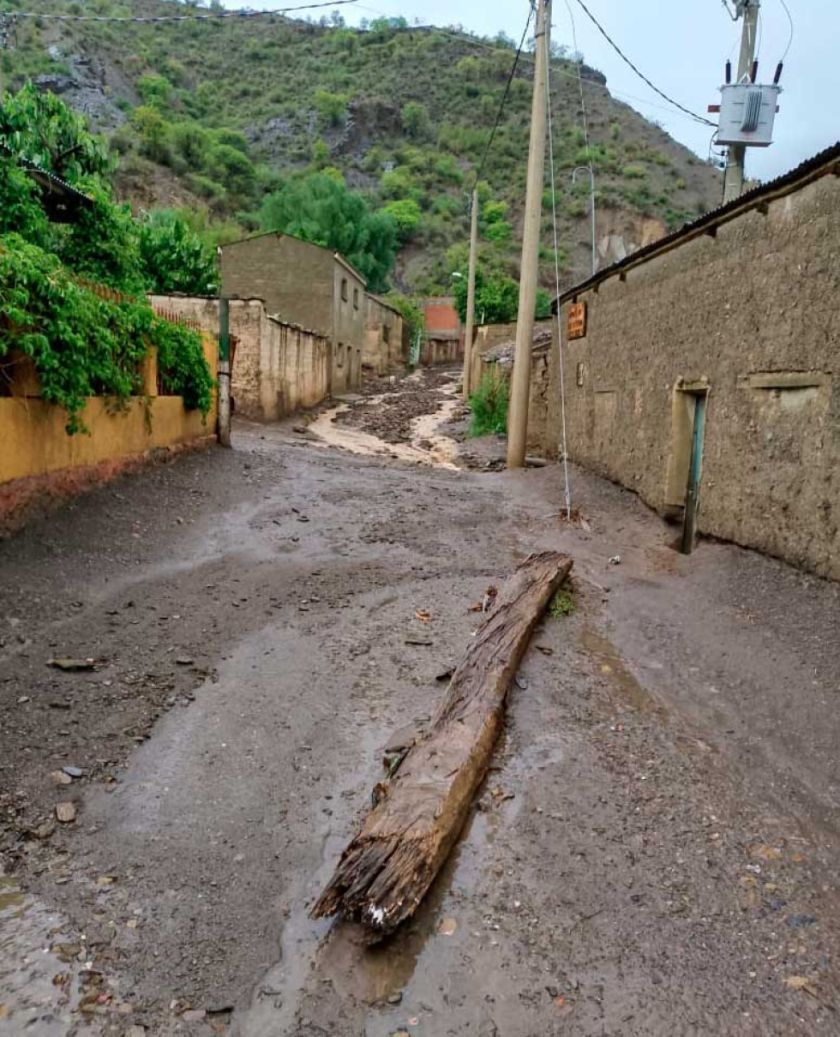 Reportan perdida de cultivos  por riada y un fuerte granizo