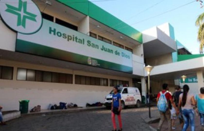 Reportan caso de meningitis en Santa Cruz en una adolescente de 16 años