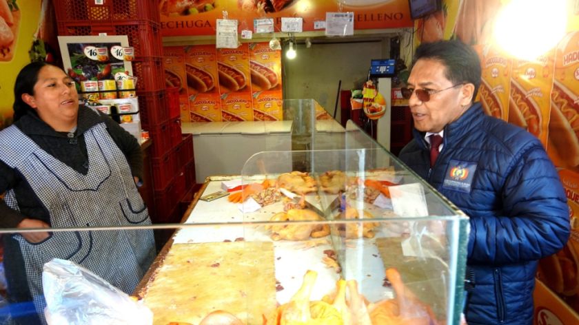Gobierno anuncia sanciones a proveedores de pollo que no sustenten sus precios